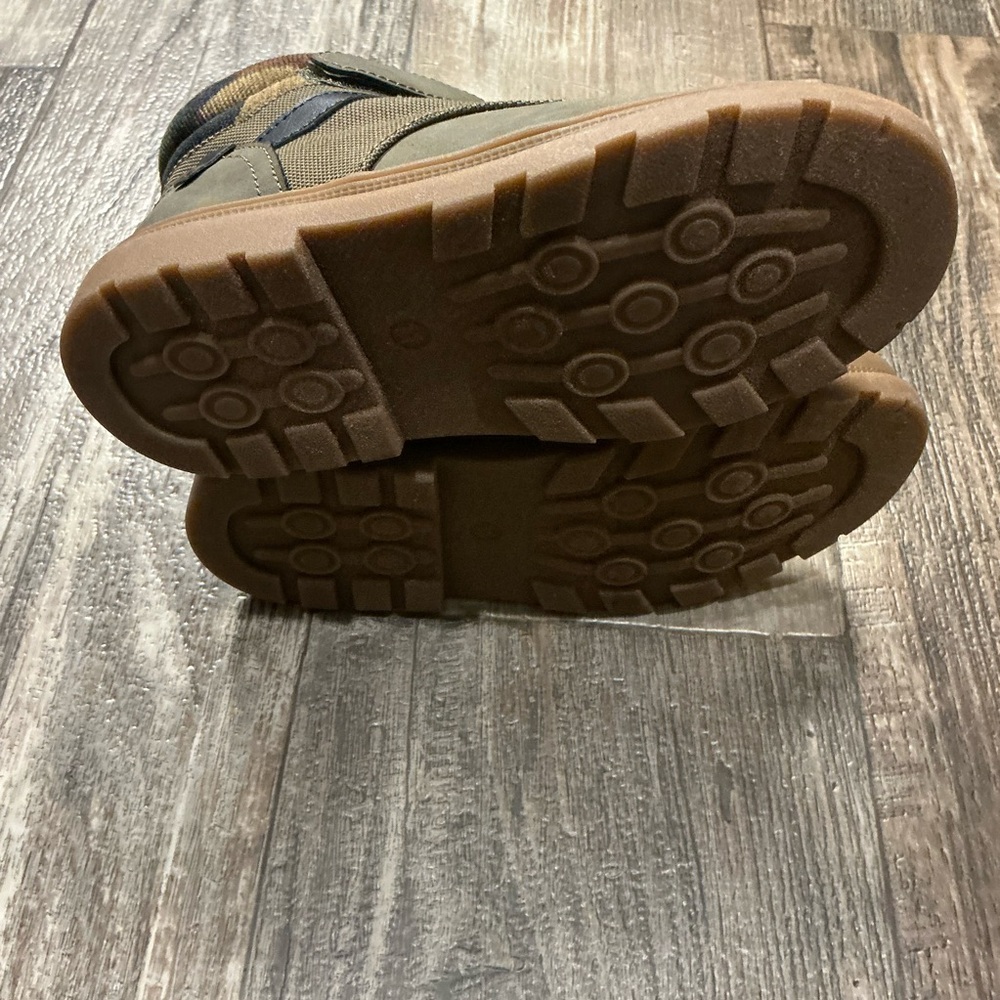 Jumping Beans Olive and Tan Kids Boots Size 11 - Picture 10 of 12
